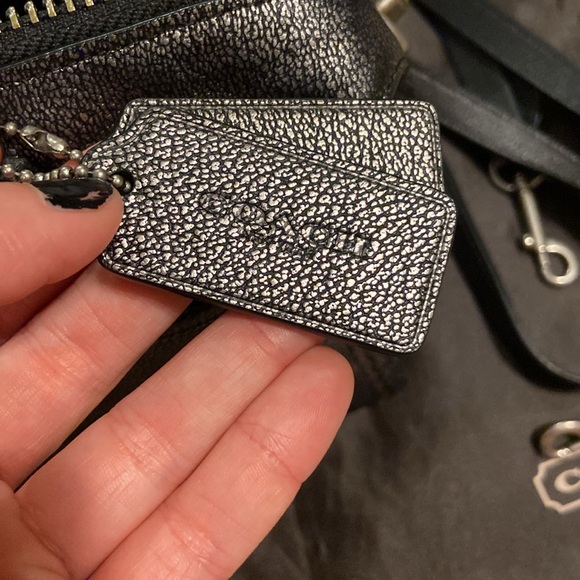Coach metallic crossbody/clutch - Picture 5 of 13